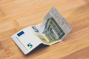 5 euros