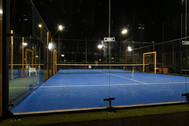 Constructeur court de tennis